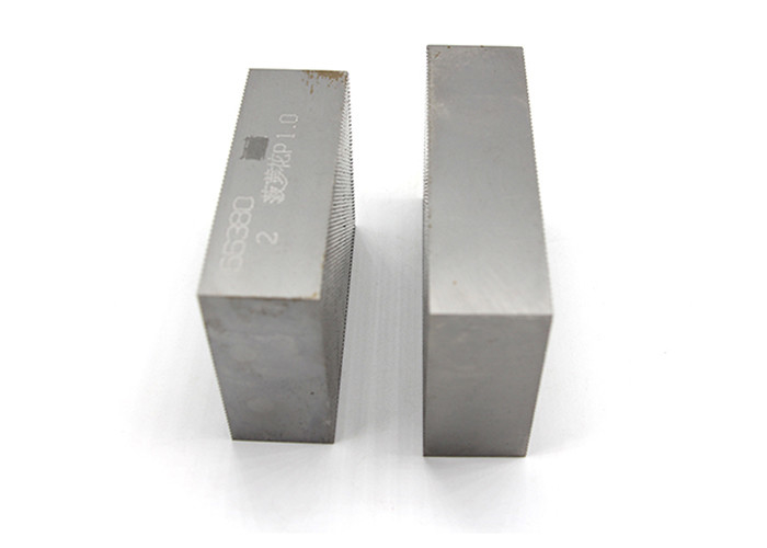 Cemented Carbide Flat Thread Rolling Dies ISO 9001 Approved For Fastenter