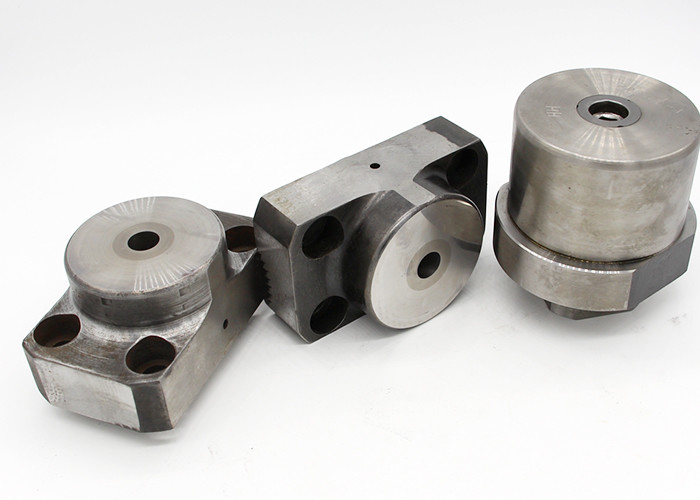 VA80 / ST7 Nut Forming Dies , Carbide Die Cutting Mould Robust Construction