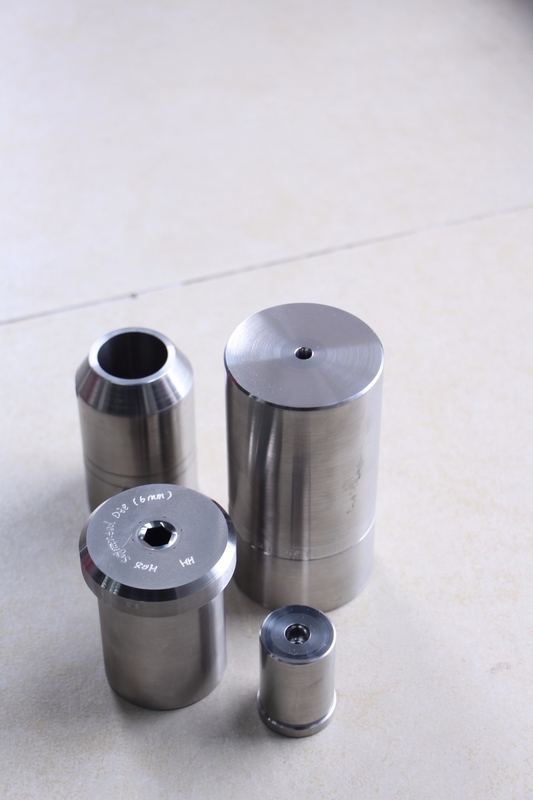 Surface Polishing China New Design Cold Heading Die For Extrusion Die With Medium Carbide Material