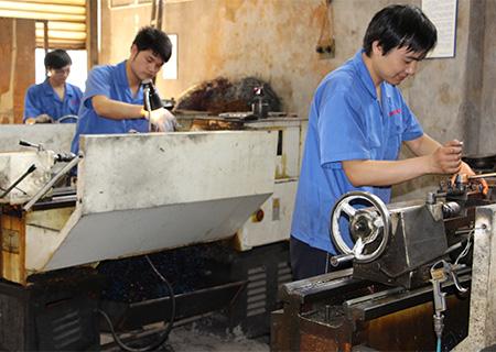 Fasteners Cold And Hot Forging Die First Punch Bushing Long Service Time